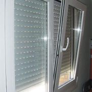 Aluminios Montaño ventana en aluminio oscilo batiente
